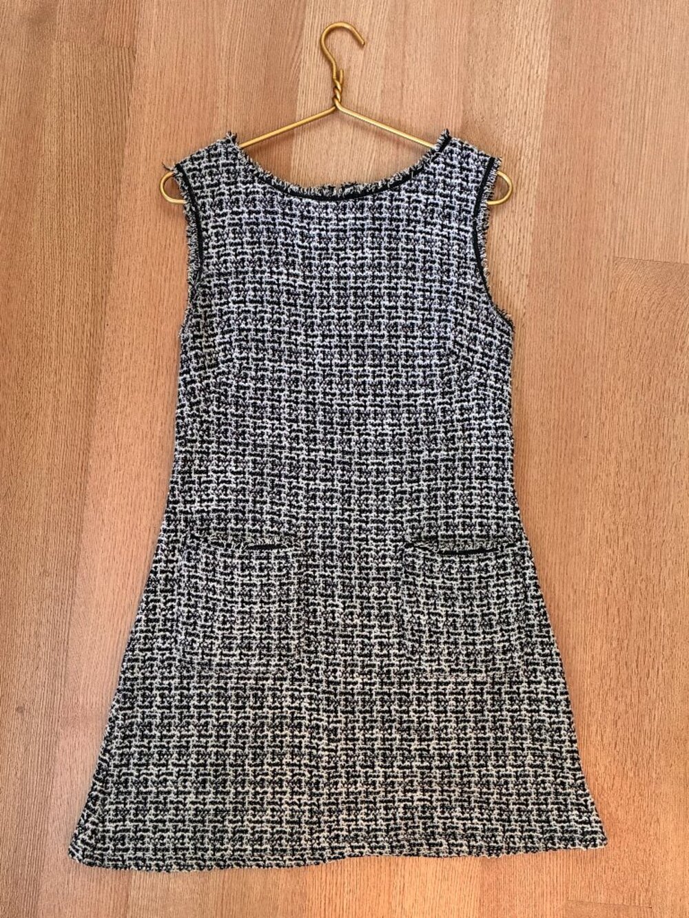 MAX STUDIO Sleeveless Stretch Tweed Mini Dress - Size L